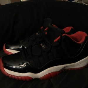 Bred 11 lows grade school size 6y
